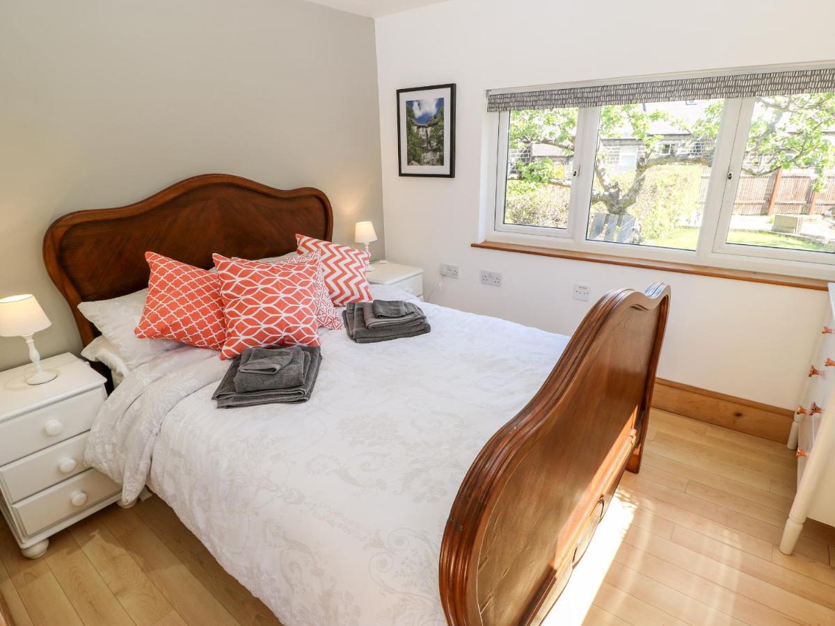 Garden Cottage 伊尔克利 外观 照片